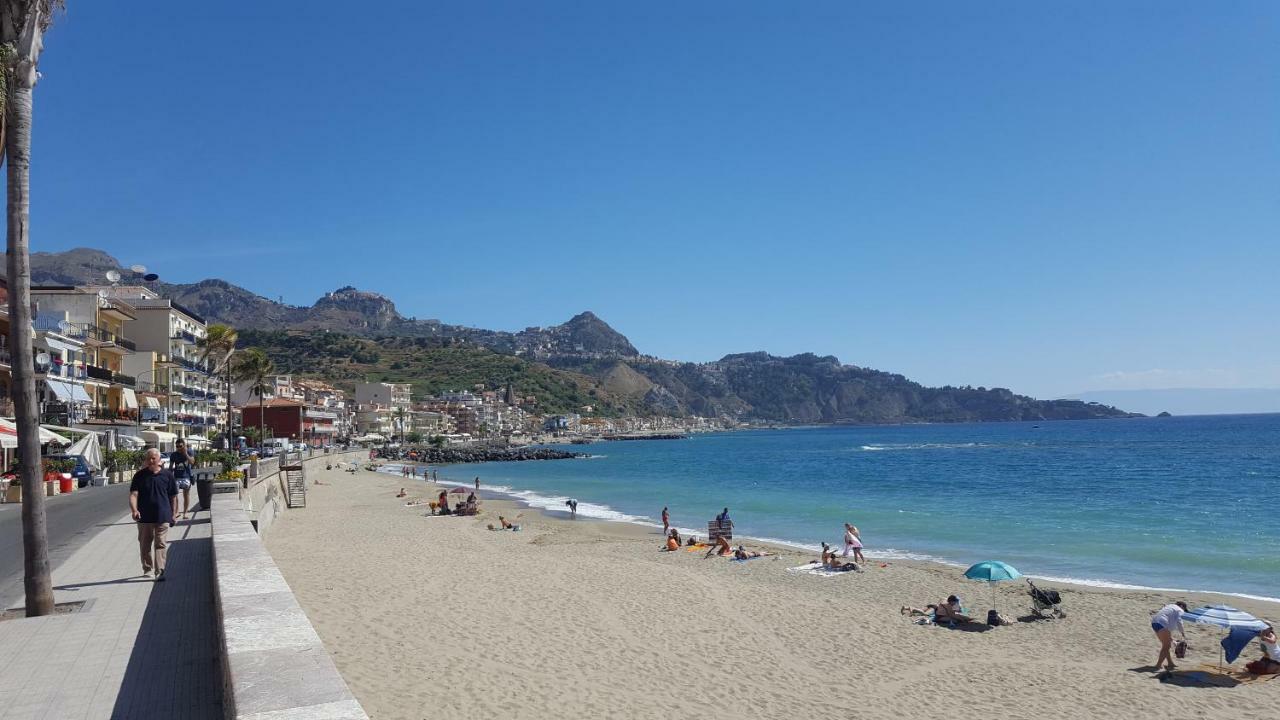 Casa Dany&Olga Apartment Giardini Naxos Bagian luar foto